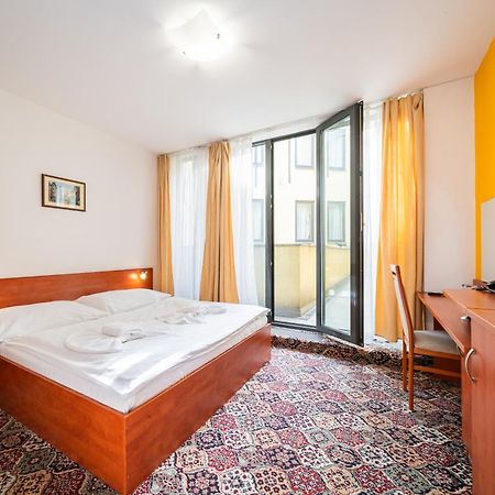 City Central De Luxe Prague Exterior photo