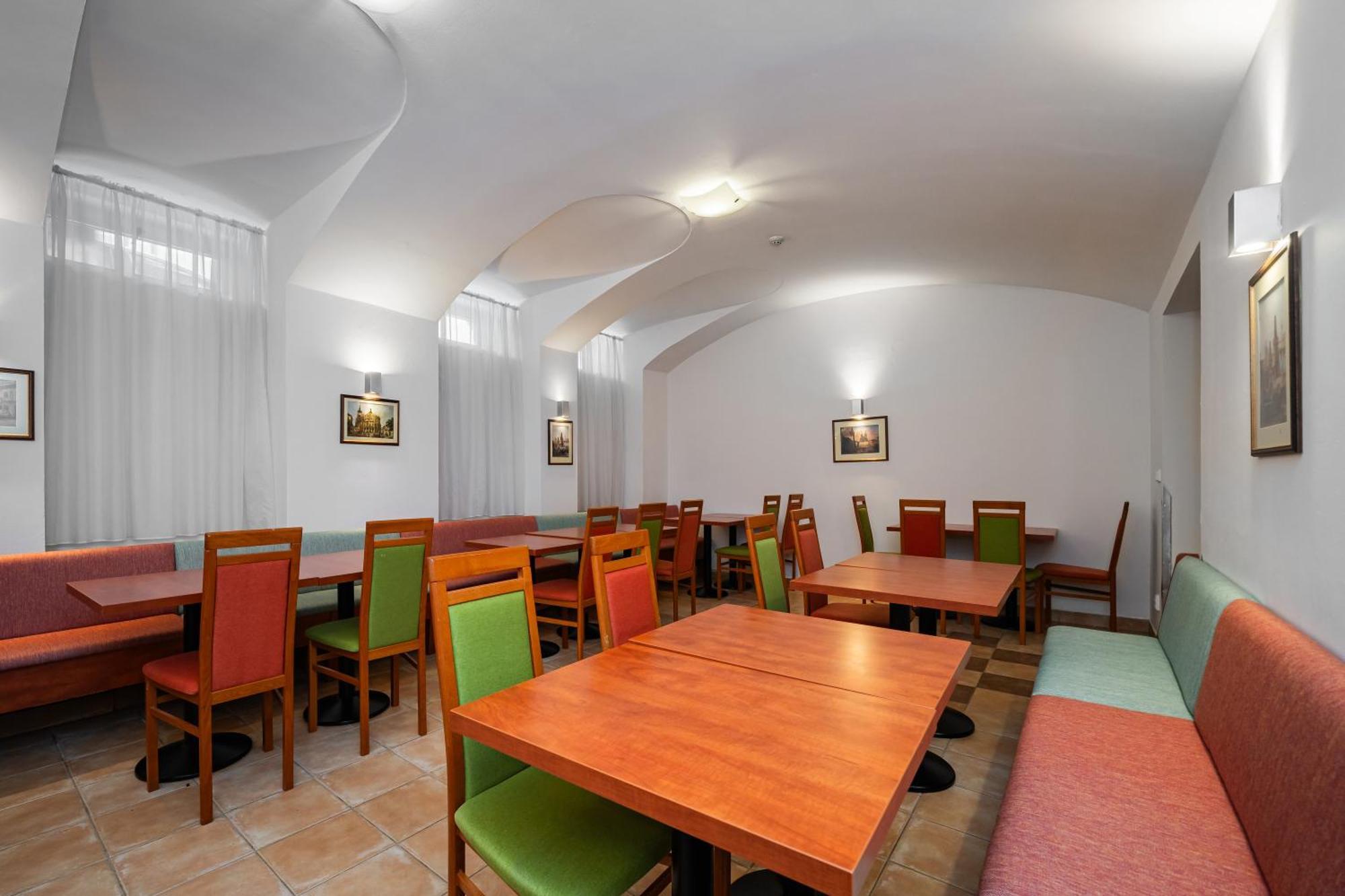 City Central De Luxe Prague Exterior photo